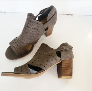 Seychelles block heel pumps brown size 10